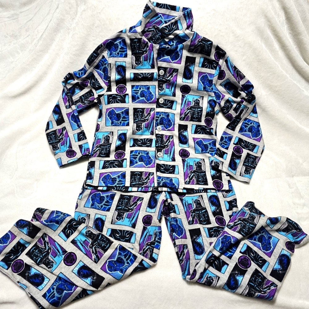 Black Panther Marvel Avengers Pajama set Long sleeves button up w pajama pants